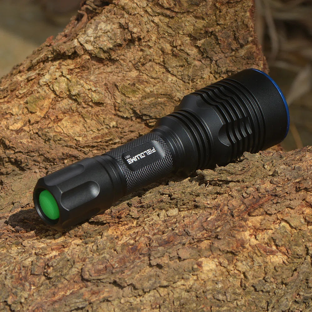 FIELDLUME HR1 red hunting light angled outdoor 