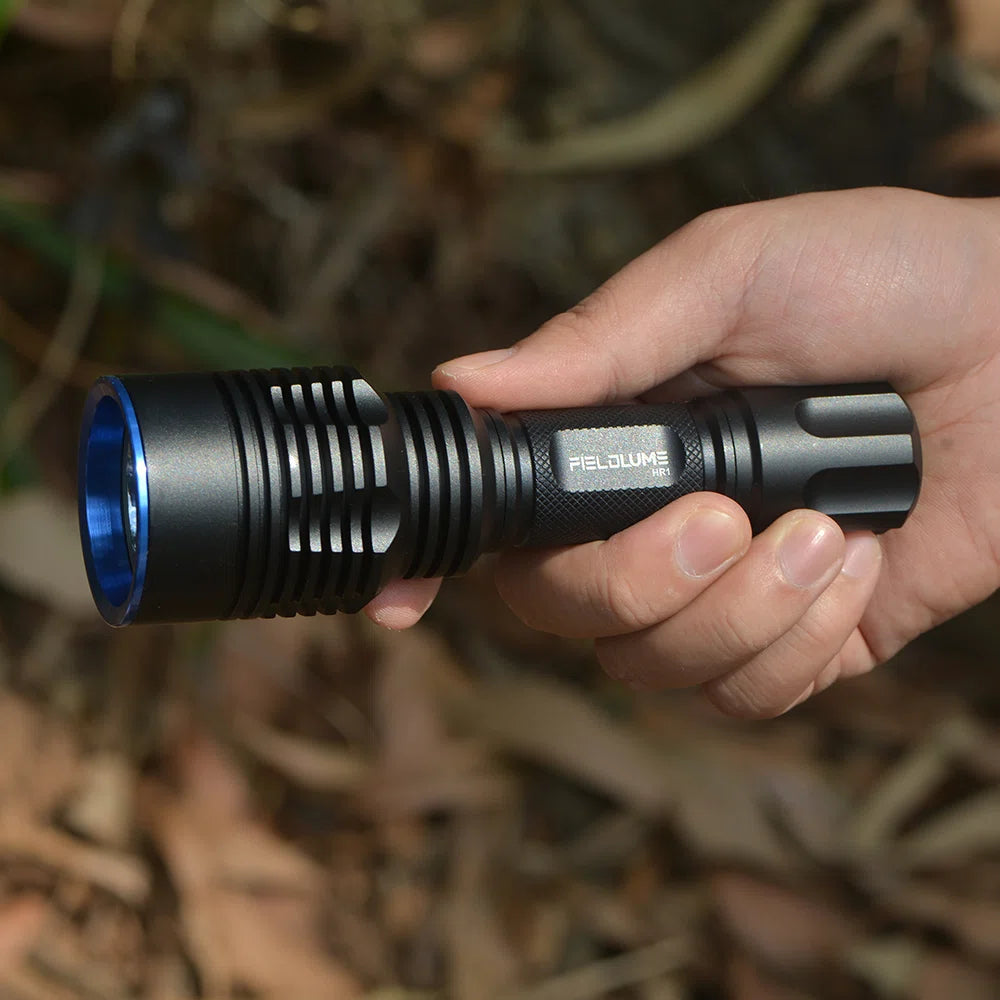 FIELDLUME HR1 red hunting light handheld view