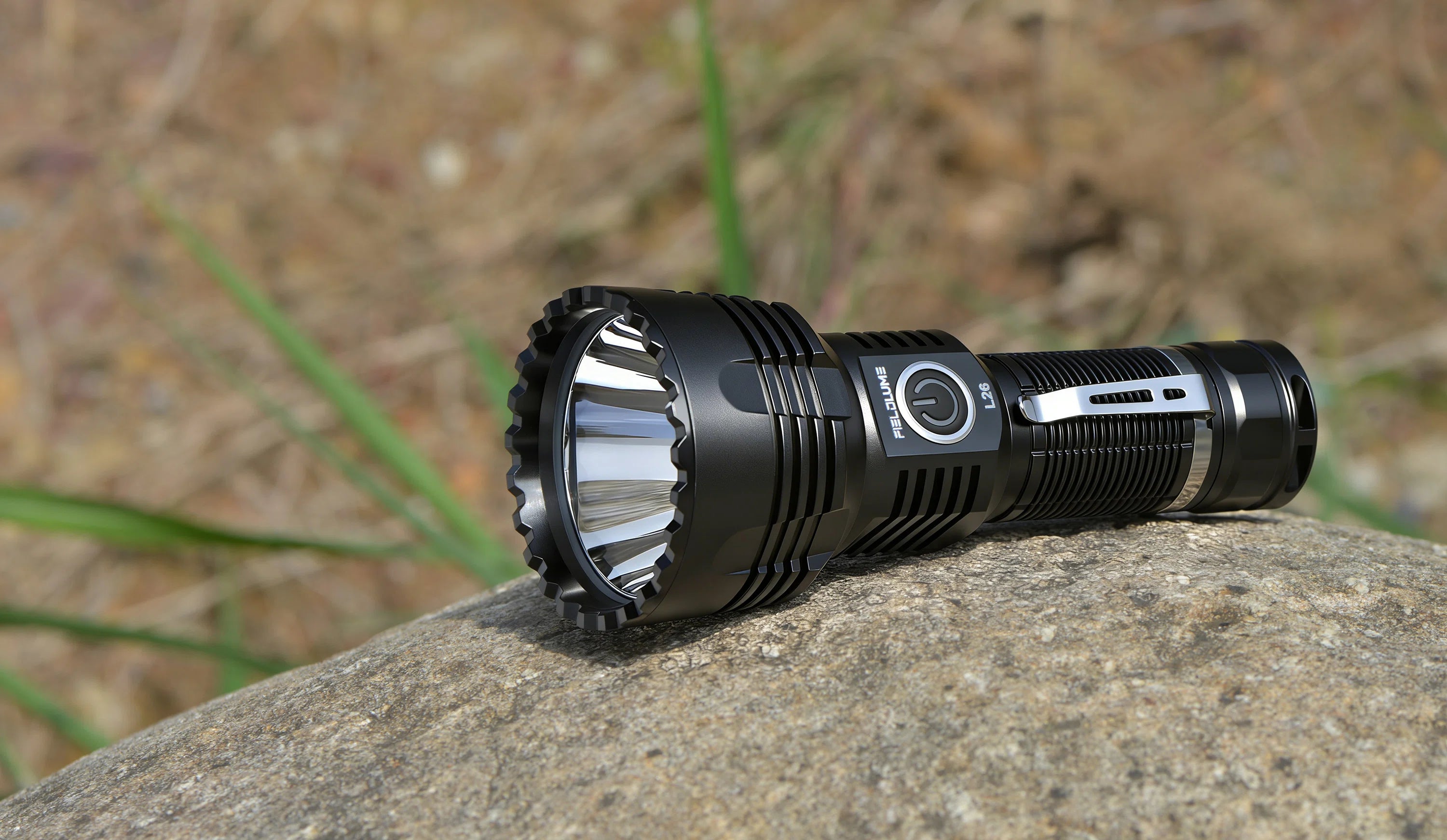 FIELDLUME L26 4000 lumen long range flashlight with 1560m beam distance